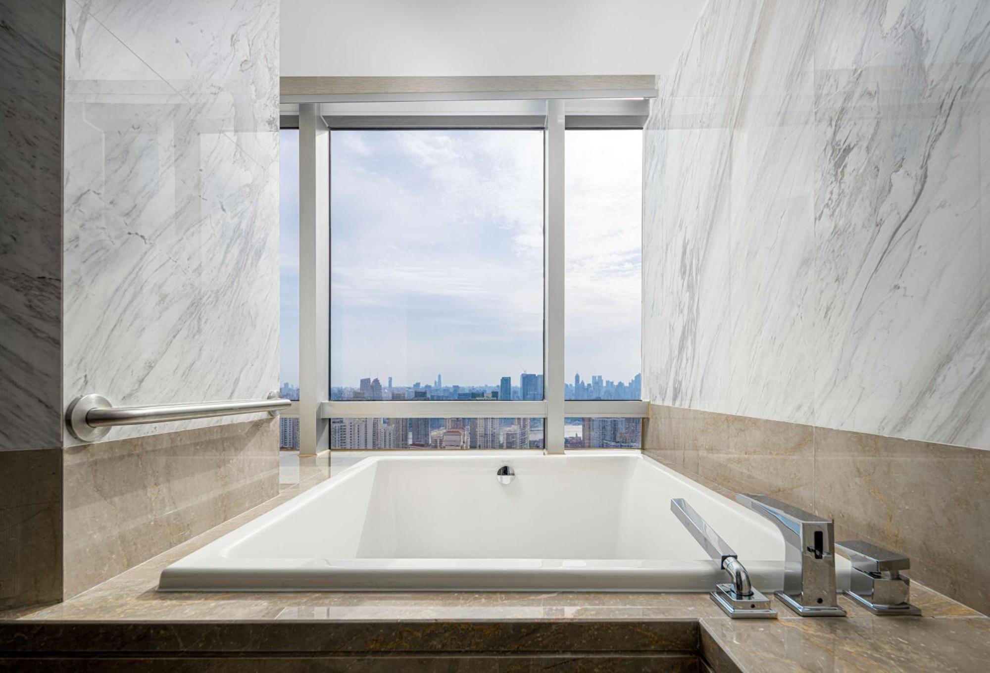 Hilton Garden Inn Shanghai Lujiazui المظهر الخارجي الصورة